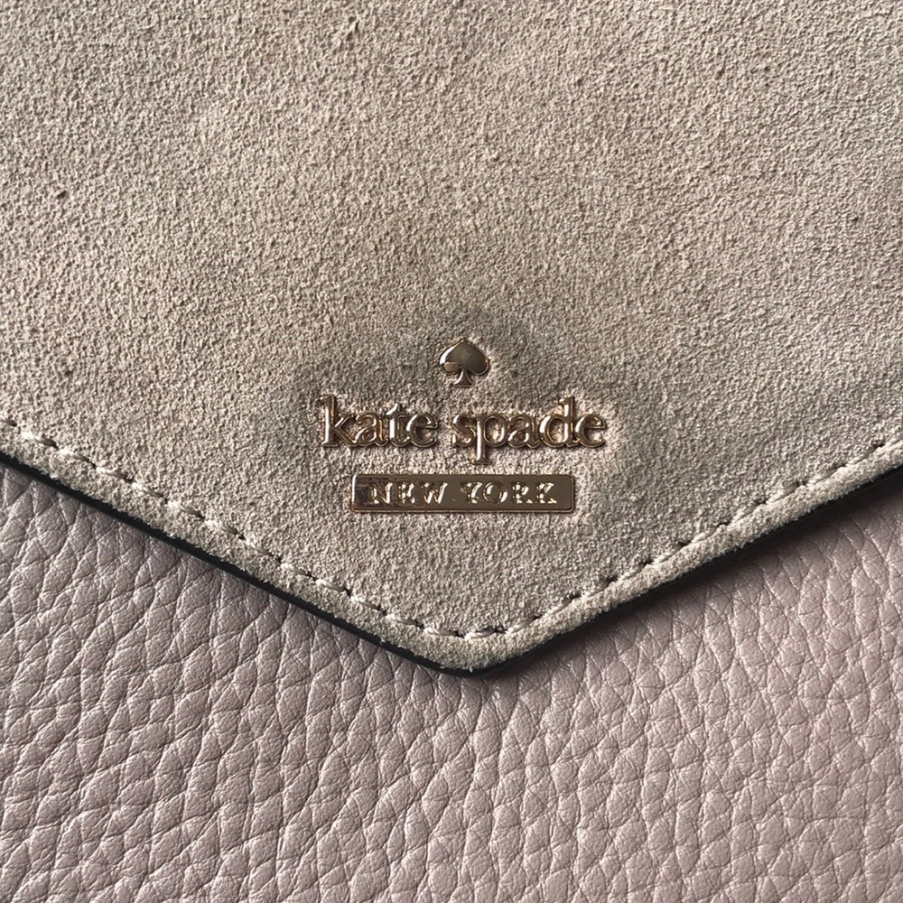 Kate spade crossbody - Picture 2 of 3